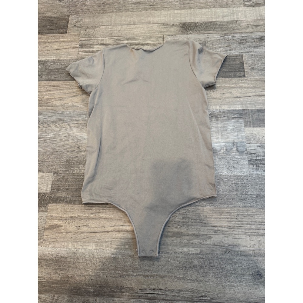 SKIMS ESSENTIAL BODYSUIT